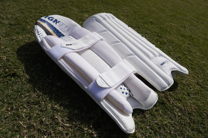 White Keeping Pads