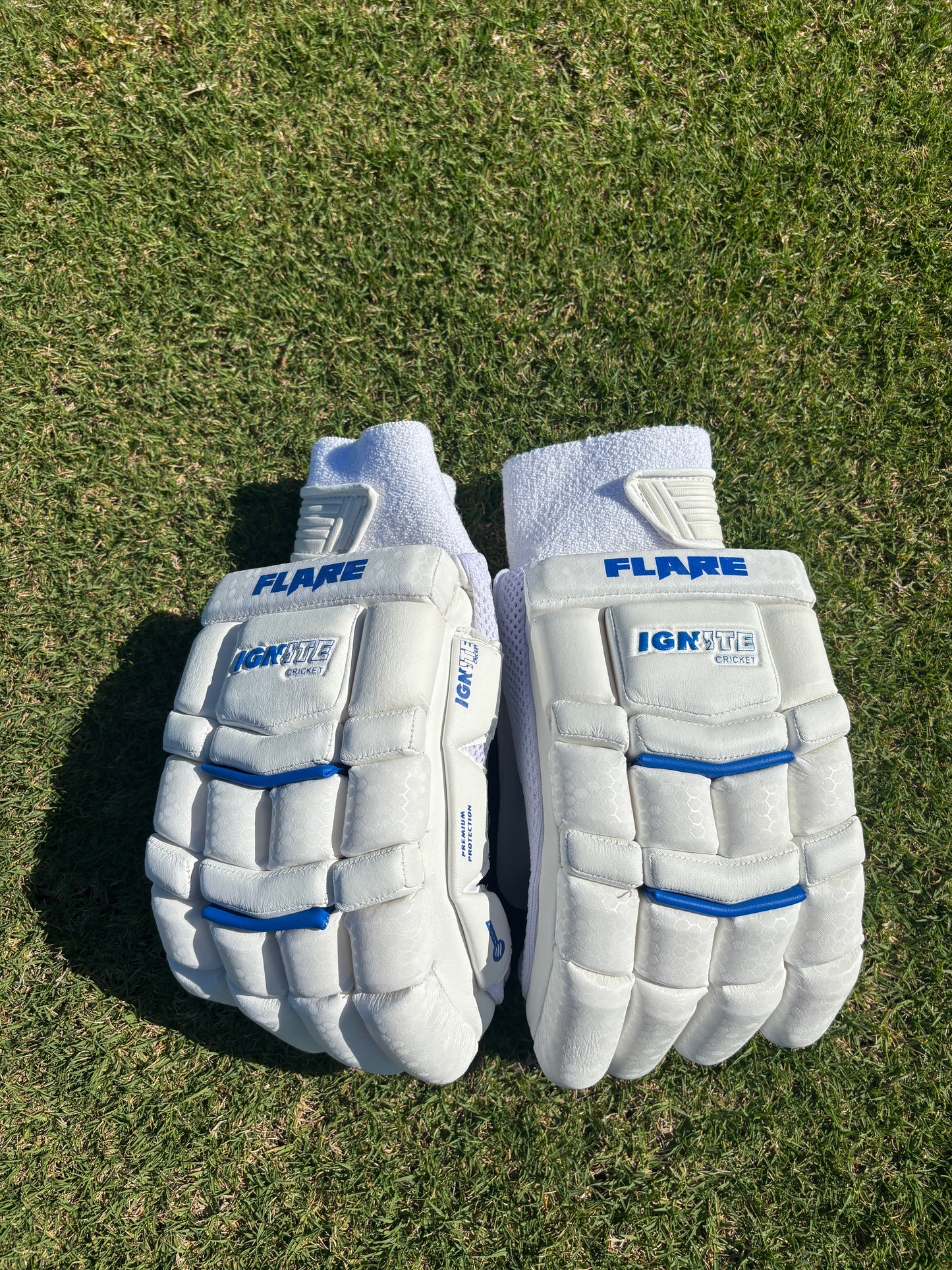 Flare Batting Gloves