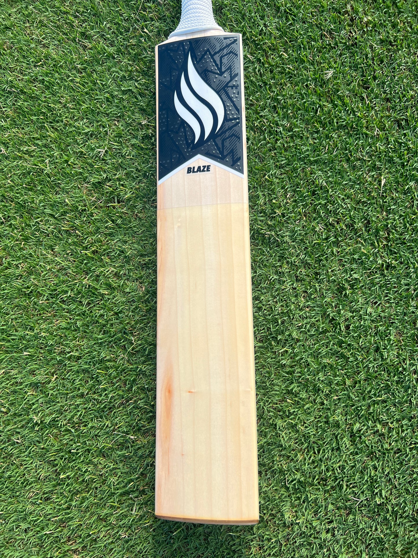 Grade 1 English Willow Bat - SH #18